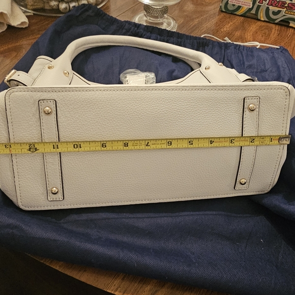 Dooney & Bourke White Shoulder Bag - Picture 8 of 12